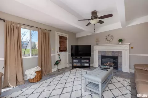 3219 9th St, Moline, IL 61265 photo 23