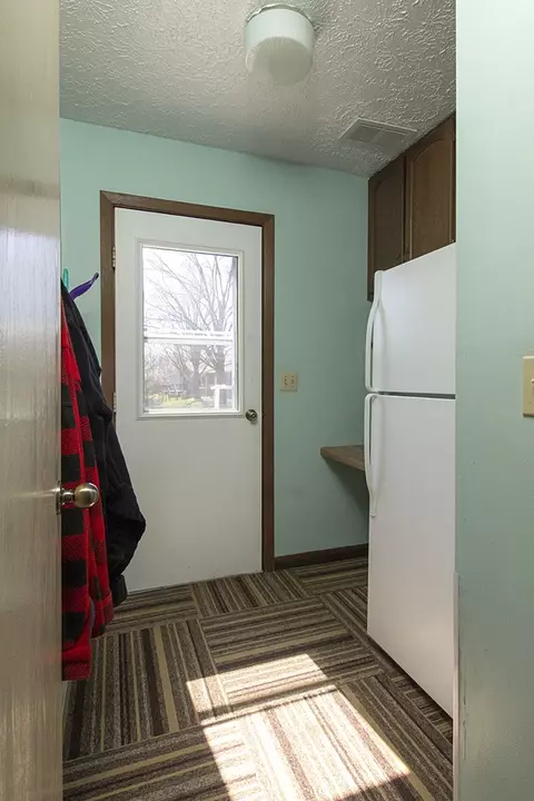 313 Cherokee Dr, Park View, IA 52748 photo 9