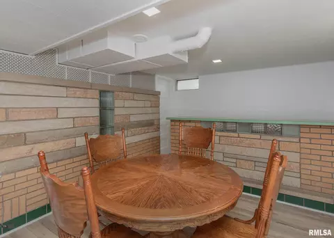 1507 36th Ave, Moline, IL 61265 photo 33