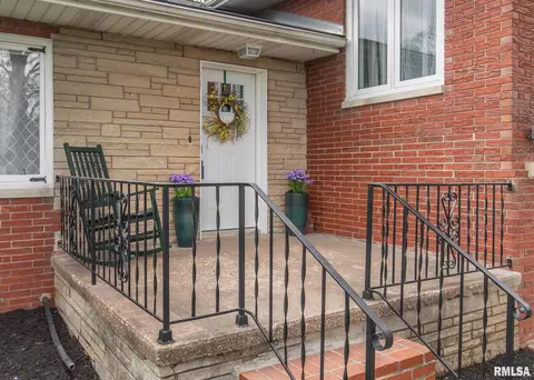 1507 36th Ave, Moline, IL 61265 photo 2