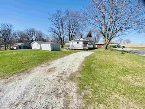 1016 E Main St, Aledo, IL 61231 photo 1