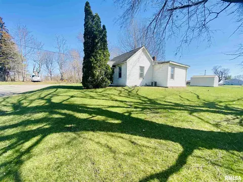 1016 E Main St, Aledo, IL 61231 photo 9