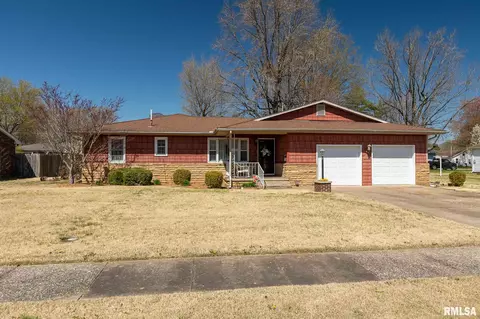 1502 W Malden St, Marion, IL 62959 photo 17