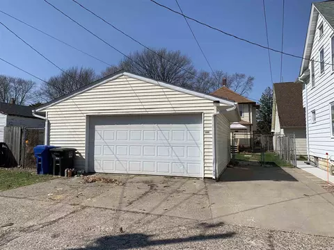 2006 13th St, Moline, IL 61265 photo 5