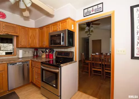 3226 11th Ave, Moline, IL 61265 photo 10