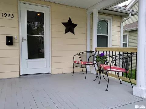 1923 24th St, Moline, IL 61265 photo 25