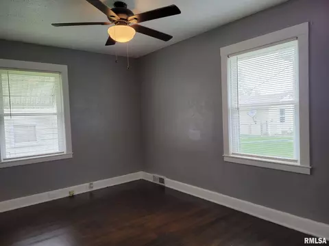 1923 24th St, Moline, IL 61265 photo 13