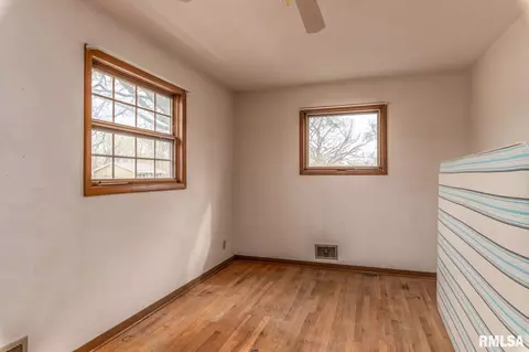 2809 2nd St, Moline, IL 61265 photo 14