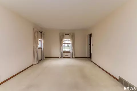 2809 2nd St, Moline, IL 61265 photo 16