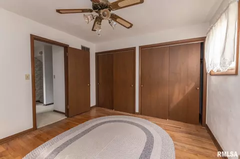 2809 2nd St, Moline, IL 61265 photo 12