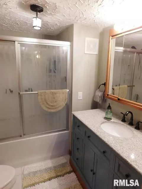 242 Oak St, Andover, IL 61233 photo 17