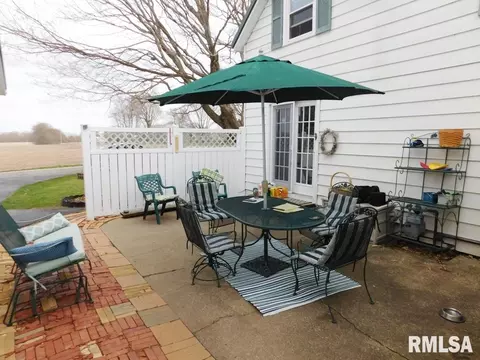 242 Oak St, Andover, IL 61233 photo 5