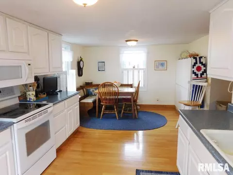 242 Oak St, Andover, IL 61233 photo 10