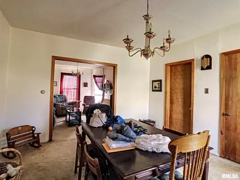 1128 11th St, Moline, IL 61265 photo 6
