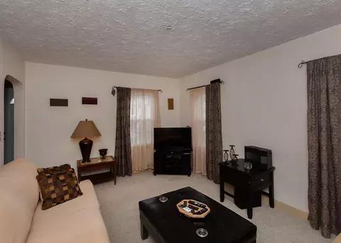 405 45th St, Moline, IL 61265 photo 4