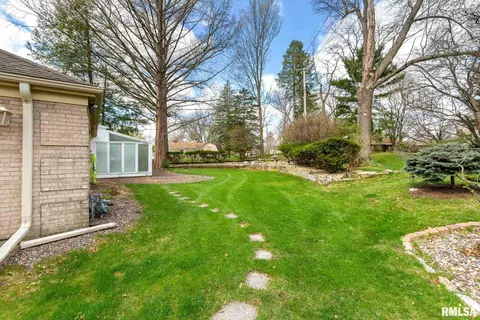 3107 27th Ave, Moline, IL 61265 photo 33