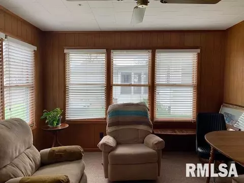 1715 N 4th St, Clinton, IA 52732 photo 19