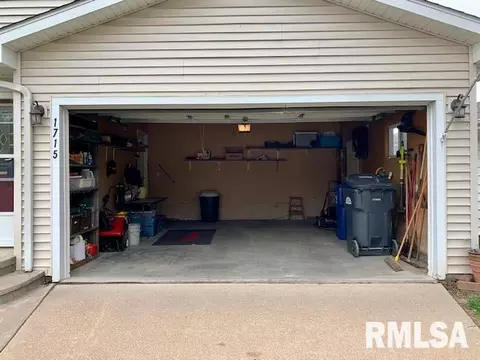 1715 N 4th St, Clinton, IA 52732 photo 34