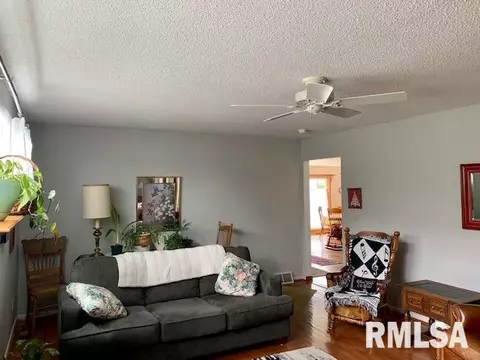 1715 N 4th St, Clinton, IA 52732 photo 12