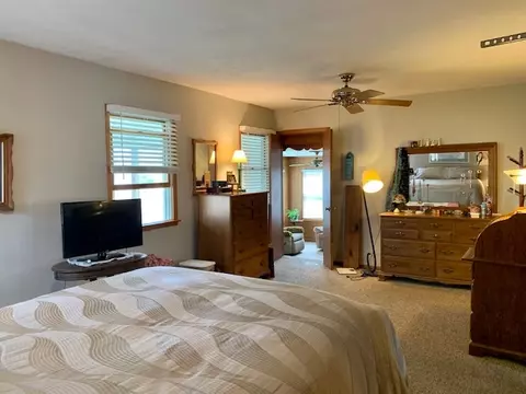 1715 N 4th St, Clinton, IA 52732 photo 14