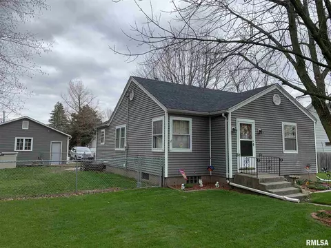 205 N 1st St, Alpha, IL 61413 photo 1