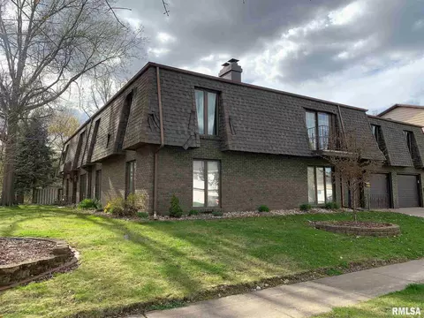 3625 34th St, Moline, IL 61265 photo 1