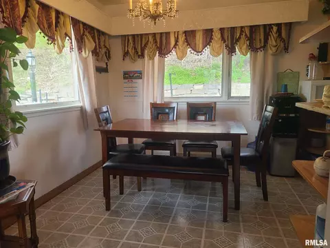 1501 36th Ave, Moline, IL 61265 photo 10