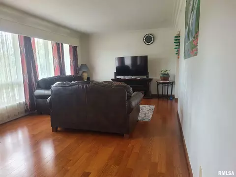 1501 36th Ave, Moline, IL 61265 photo 6