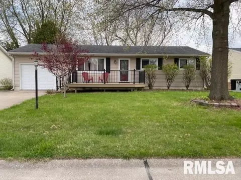 1102 4th Street A, Hampton, IL 61256 photo 1