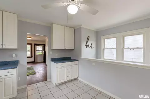 1637 34th St, Moline, IL 61265 photo 12