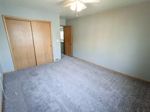 434 50th St, Moline, IL 61265 photo 12