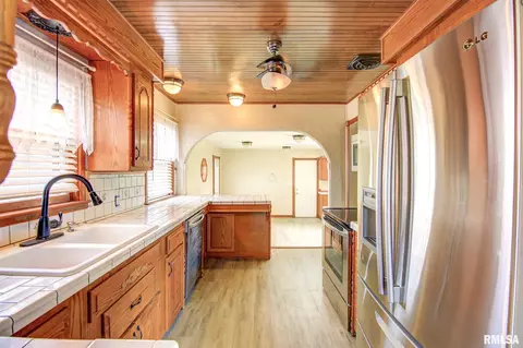 1301 14th Ave, Fulton, IL 61252 photo 11