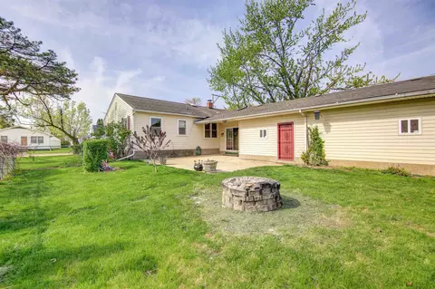 1301 14th Ave, Fulton, IL 61252 photo 3