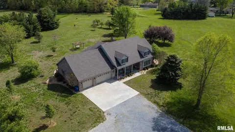 6386 Tyner Ln, Marion, IL 62959 photo 9