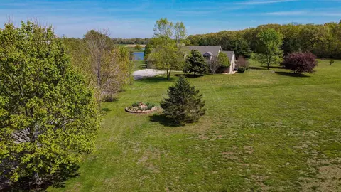 6386 Tyner Ln, Marion, IL 62959 photo 13