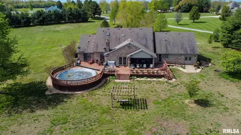 6386 Tyner Ln, Marion, IL 62959 photo 3