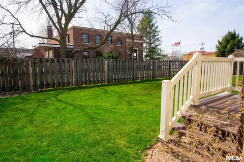 404 9th Ave, Fulton, IL 61252 photo 4