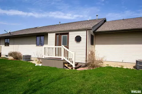 404 9th Ave, Fulton, IL 61252 photo 3
