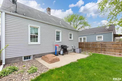 2340 28th St, Moline, IL 61265 photo 21