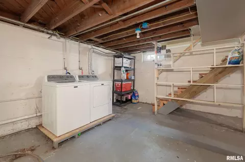 2340 28th St, Moline, IL 61265 photo 20