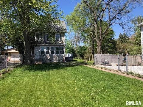 1219 12th Ave, Moline, IL 61265 photo 2