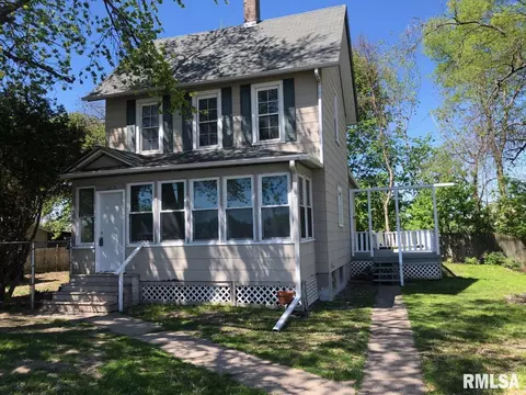 1219 12th Ave, Moline, IL 61265 photo 1