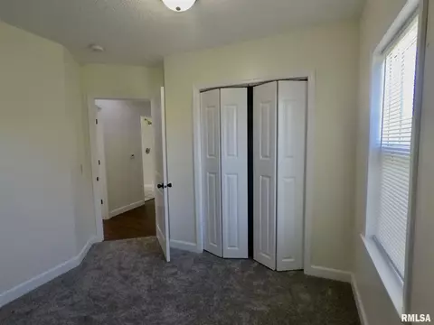 711 3rd St, Silvis, IL 61282 photo 16