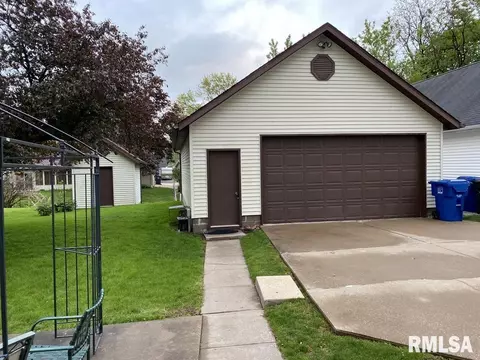 3110 14th St, Moline, IL 61265 photo 4