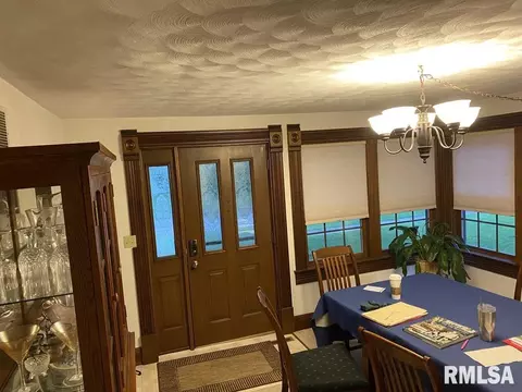 3110 14th St, Moline, IL 61265 photo 5