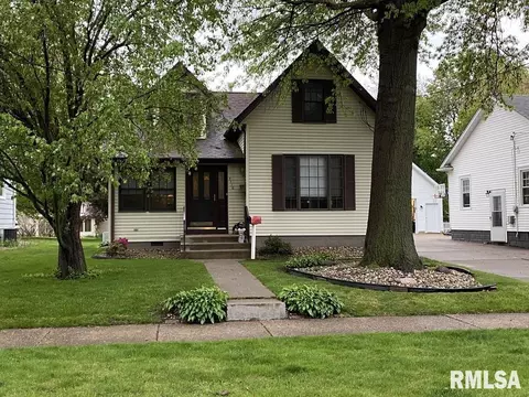 3110 14th St, Moline, IL 61265 photo 2