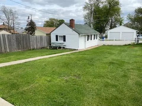 125 5th St, Silvis, IL 61282 photo 3