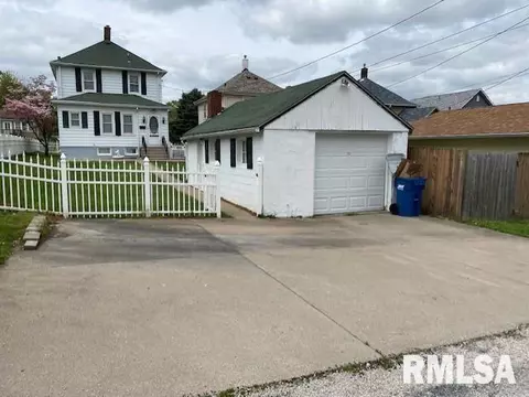 125 5th St, Silvis, IL 61282 photo 5