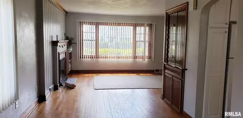 551 28th Ave, Moline, IL 61265 photo 5