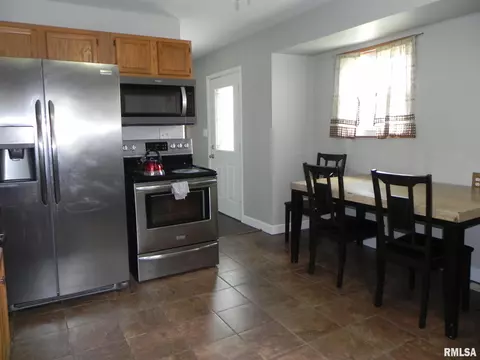 4825 47th Ave, Moline, IL 61265 photo 7